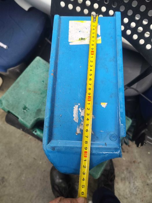 MOCNY pojemnik skrzynka pudełko plastikowe organizer na śrubki Tarnów