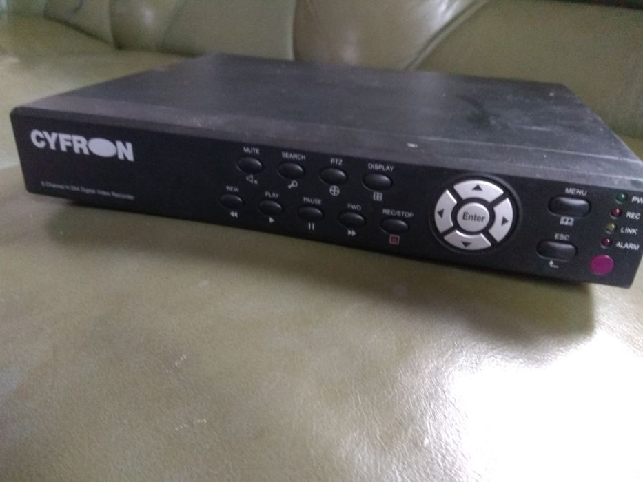 Відеорекордер Cyfron DV-832 XL