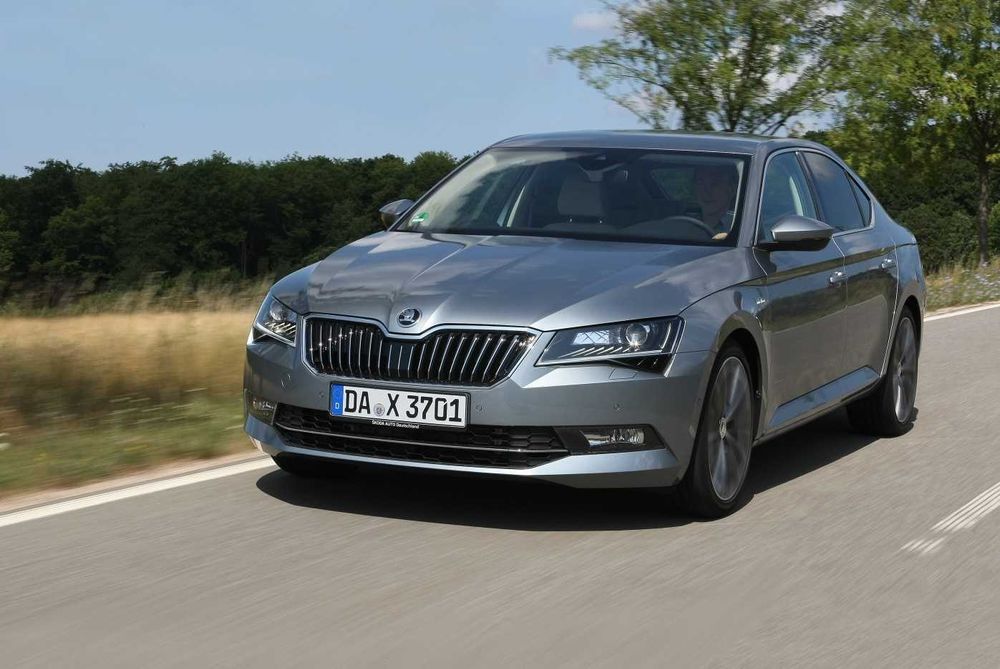 Лобове скло Skoda SuperB 2015- Датчик Дощу шкода СуперБ Лобовое Стекло