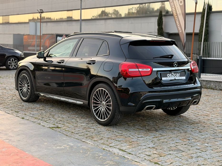 Mercedes-Benz GLA 200