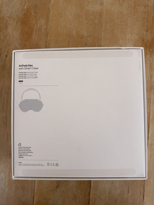 AirPods Max USBC midnight