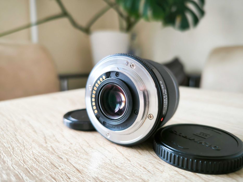 Olympus 25 1.8 ED MSC PREMIUM ! Отличное состояние ! =АКЦИЯ=