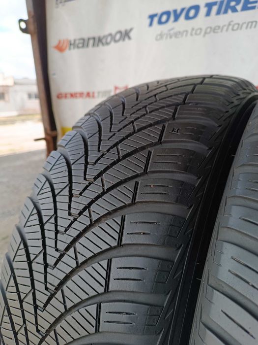 Всесезонні  шини 225/60 R17 Kumho solus 4s ha32 2022 рік 6,3мм