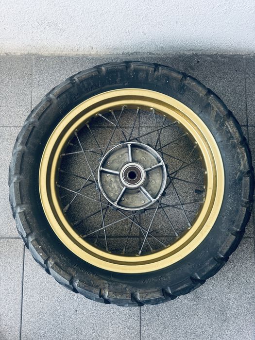 Roda/Aro Africa twin Rd07