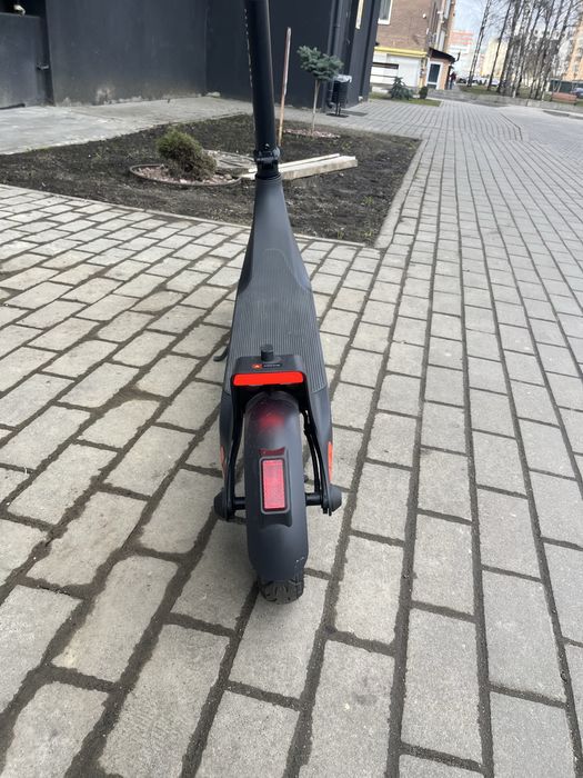 Продам Xiaomi Electric Scooter 4 Lite Gen2 (BHR8052GL)