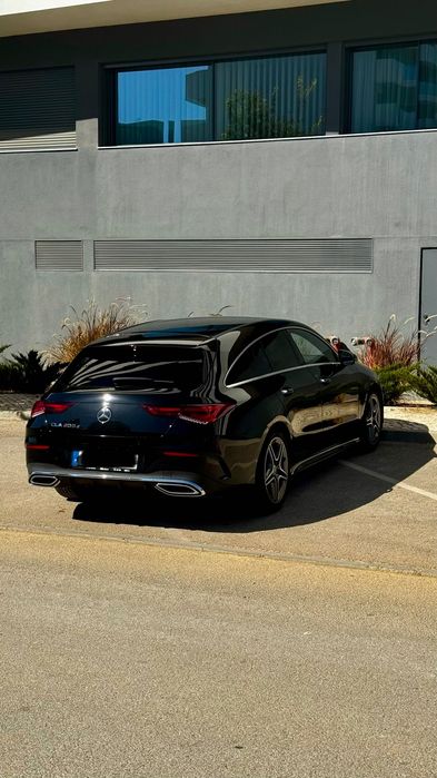 Mercedes-Benz CLA 200 d Shooting Brake
AMG Line Aut 8G