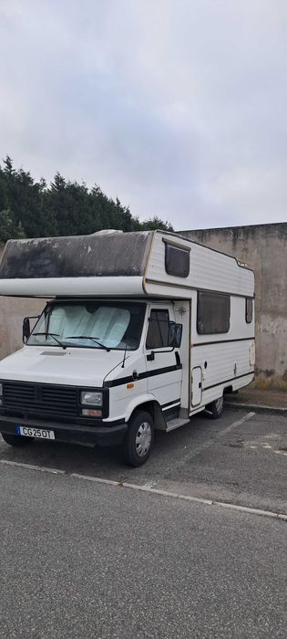 Autocaravana Peugeout j5