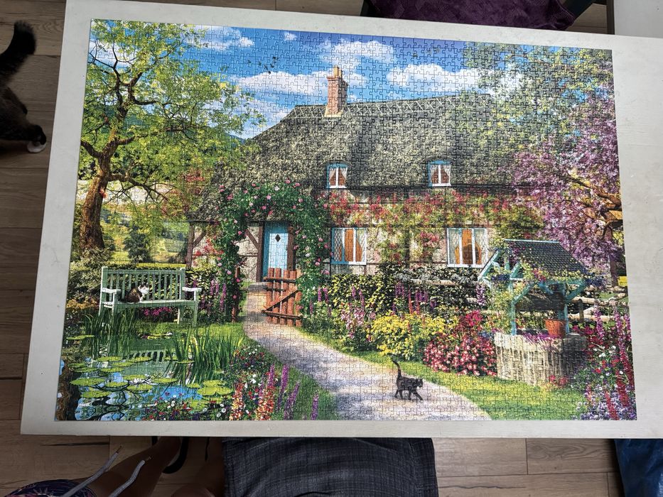 Puzzle Trefl 2000 Wiejska chatka