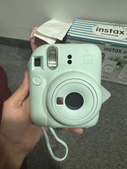 Instax 12 mini !