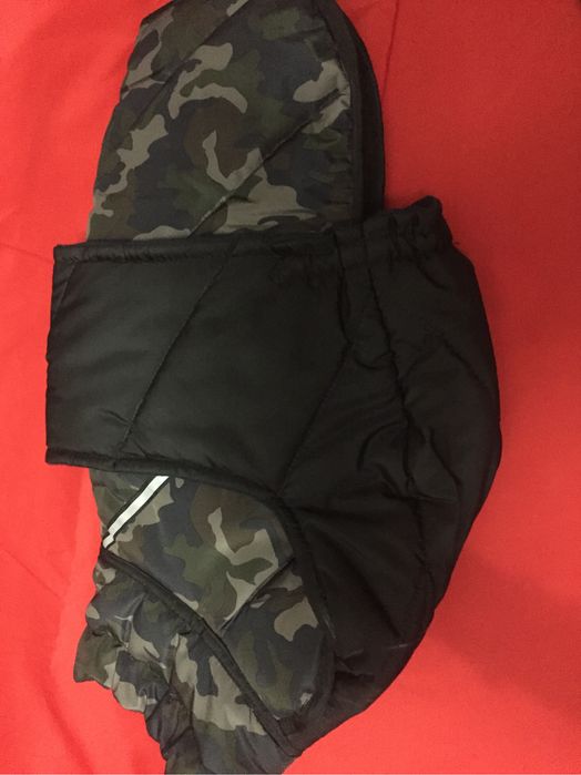 Зимняя одежда безрукавка,попона,куртка,жилет для маленьких собак.