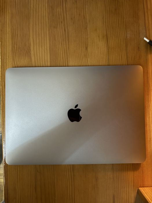 MacBook Air M1 13” (Space Grey)
