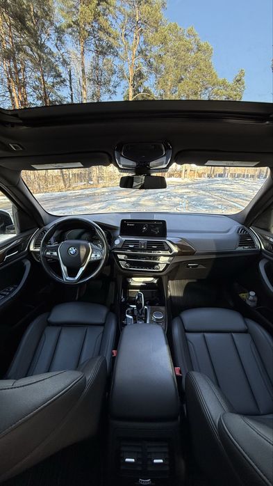 Автомобіль BMW X3 2019 G01 кроссовер, позашляховик