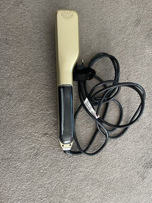 Prancha profissional do cabelo Rickiparodi