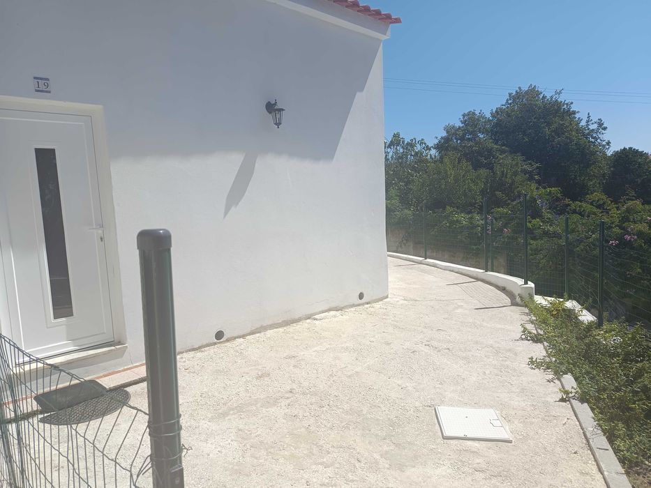 Arrenda se T1 nas Gaeiras