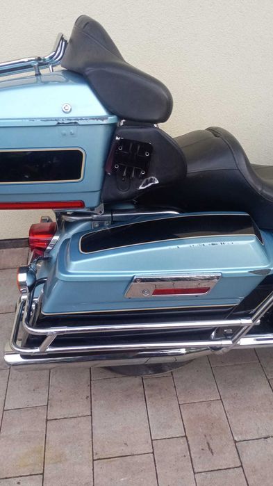 Harley Davidson electra glide road king street glide heritage