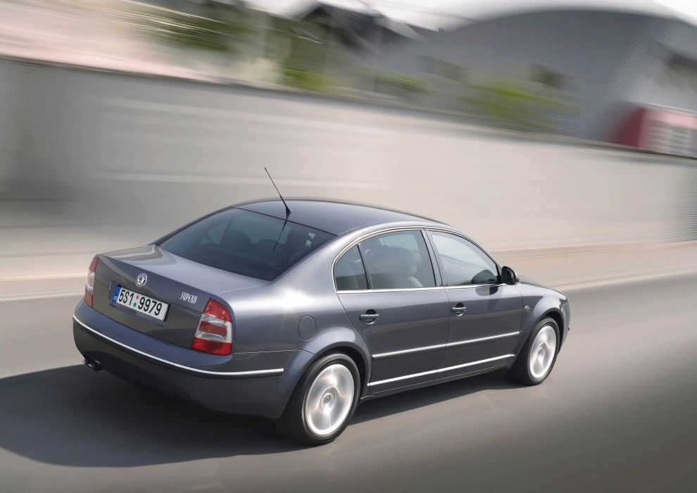 Sprzedam Skodę Superb 1