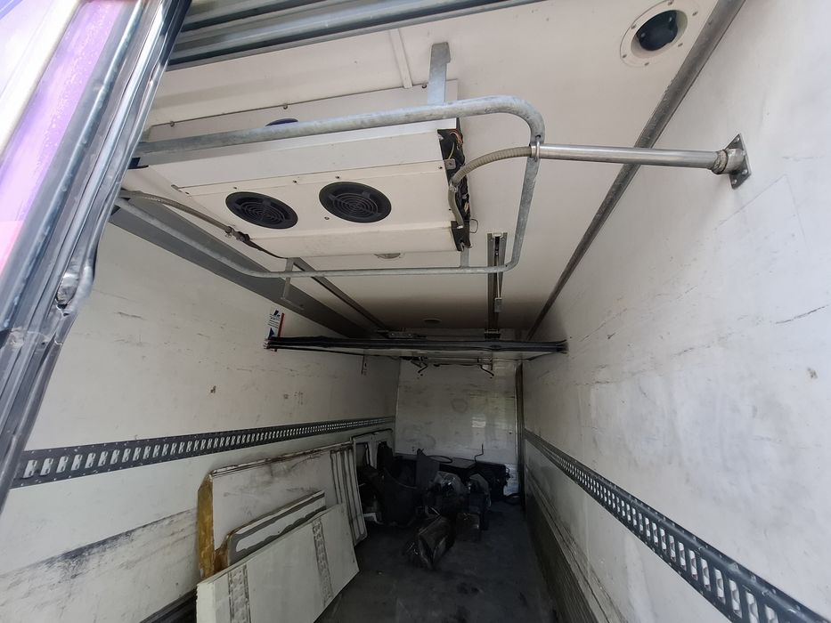 Kontener Chłodnia  6m  przechowalnia z  transportem