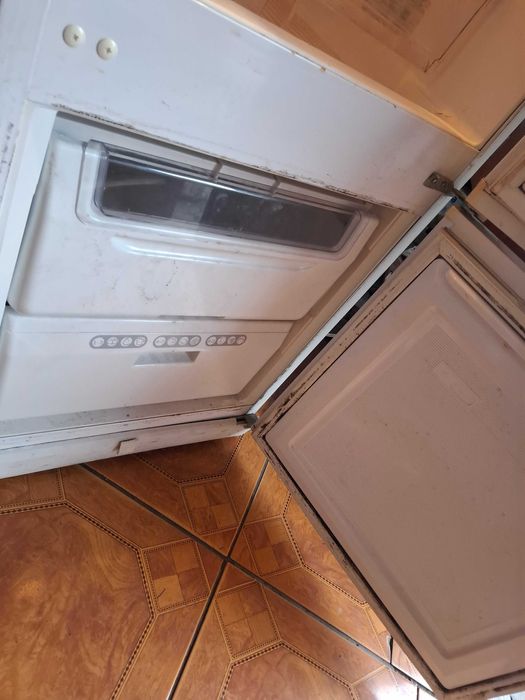 Lodówko-Zamrażalka Whirpool 140/55/60