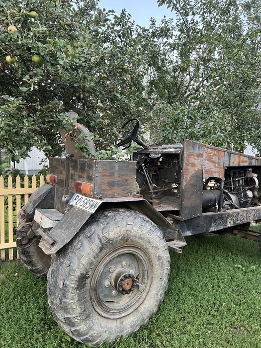 Саморобний трактор+ причіп