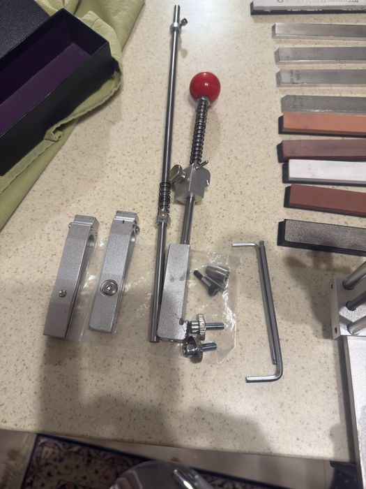 Точилка для ножів