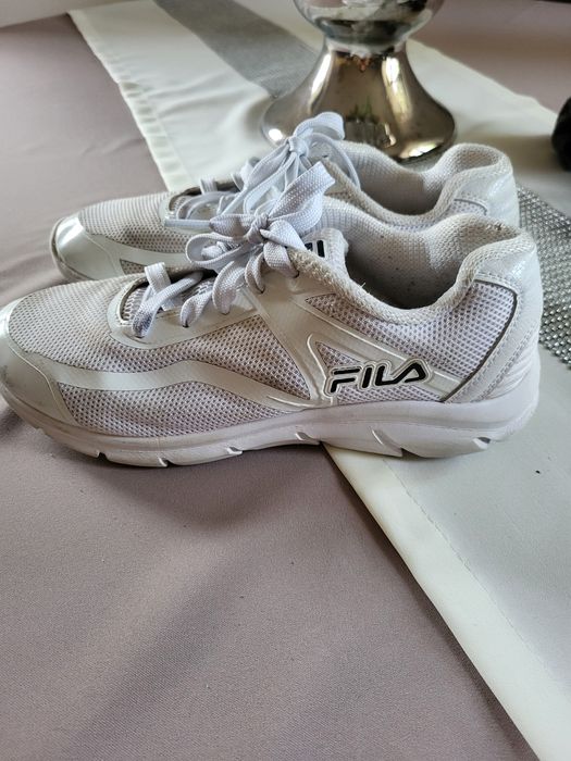 Buty sportowe Fila rozm.39,5