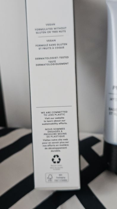 BareMinerals Prime Time Hydrate & Glow Primer, baza pod makijaż