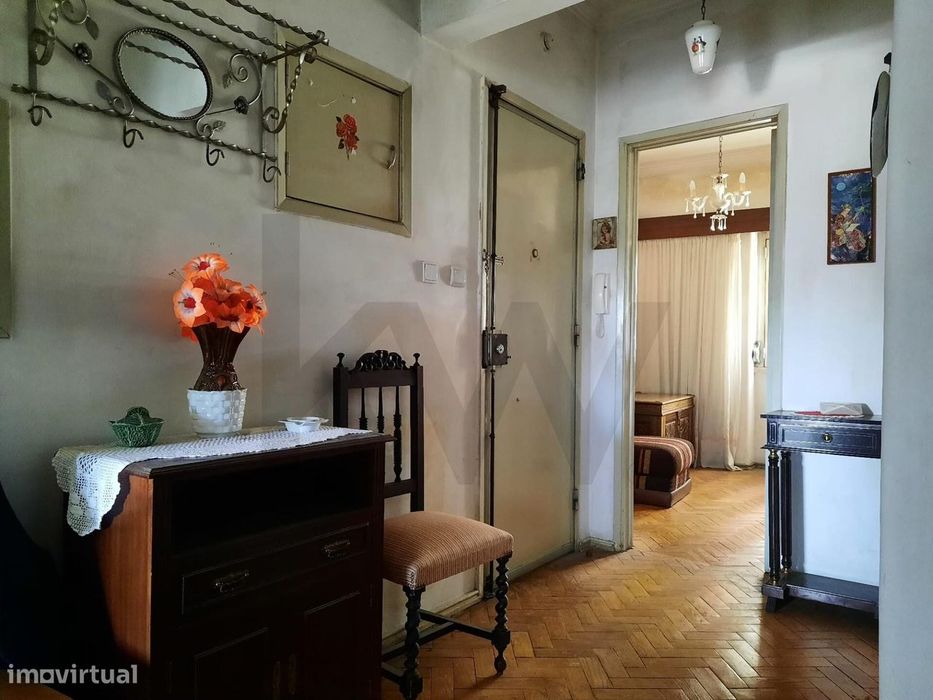 Apartamento T1 DAMAIA - CENTRO — Águas Livres, Lisboa