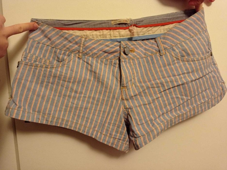 Calções às Riscas Pull & Bear