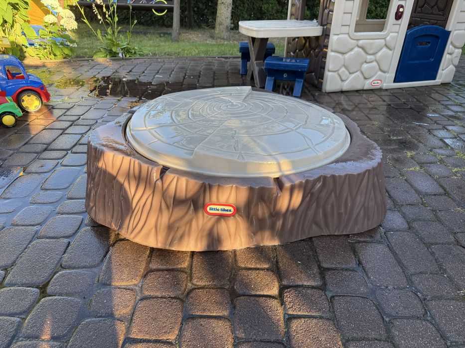 Duża piaskownica Little Tikes Woodland Pień drewna z pokrywą 644658