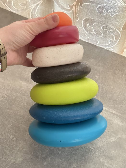 Тактильна пірамідка battat