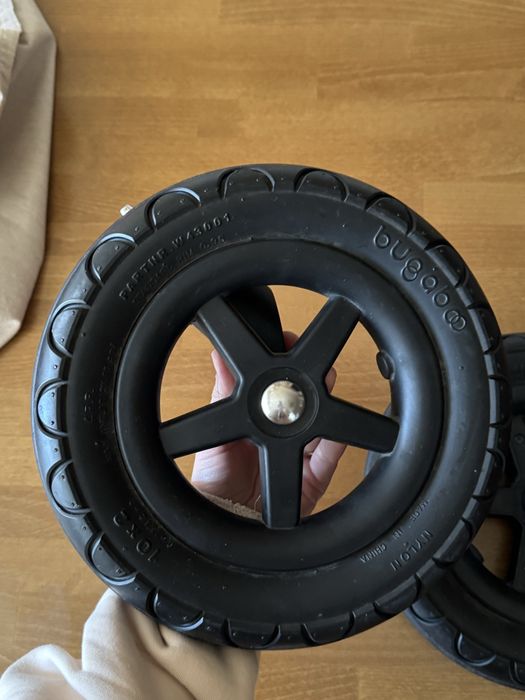 Зимові передні колеса для візочка Bugaboo