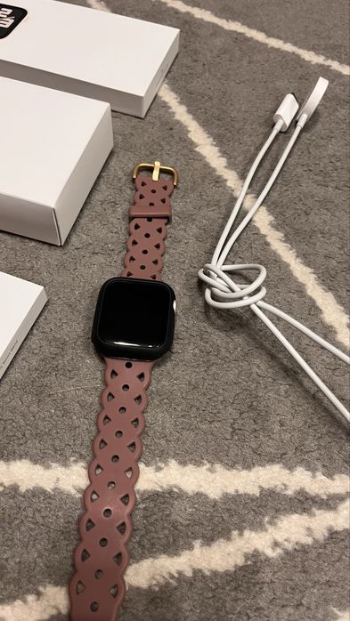 Apple Watch SE / 2 generacja / 40 mm