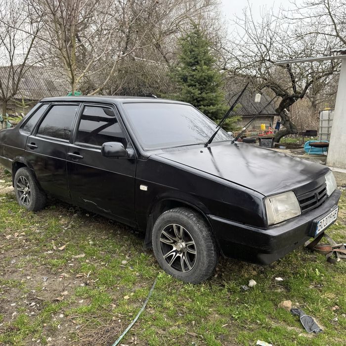 Ваз 2199 1993 року в гарному стані газ бензин
