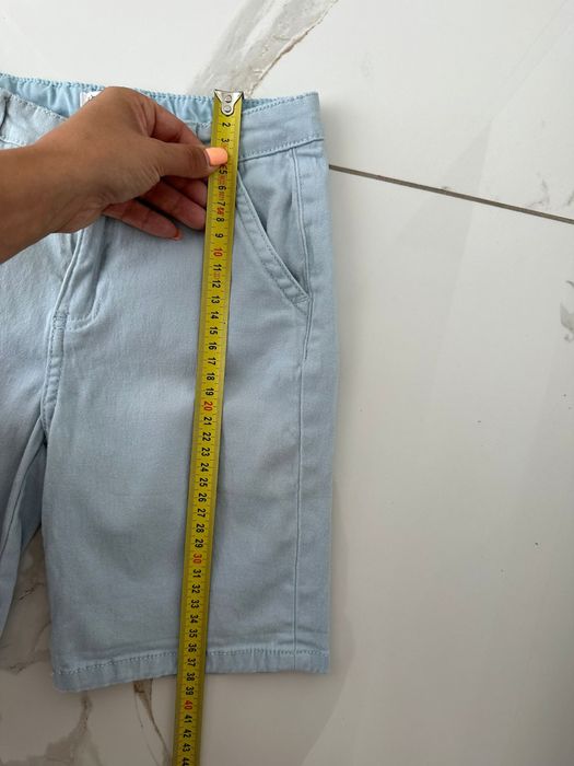 Spodenki rozmiar 128 cm marki sinsay