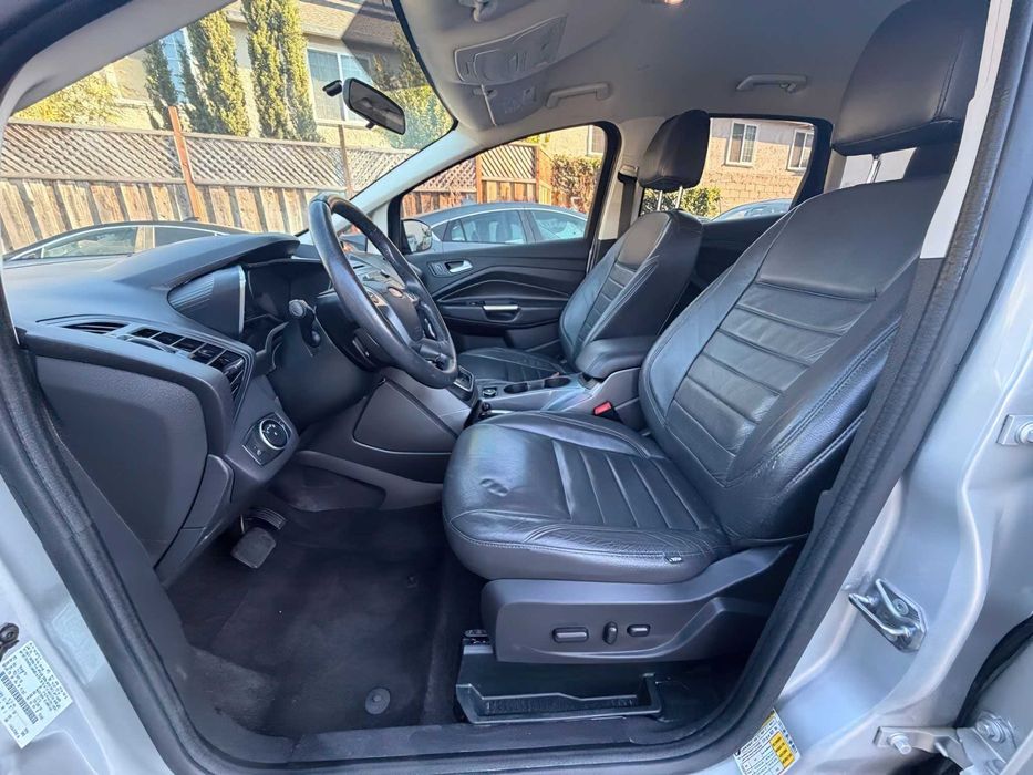 Ford C-MAX Hybrid SE      2017