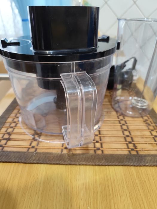 Продам блендер Z.e.p line zp-797 1500вт 7в 1 черный.