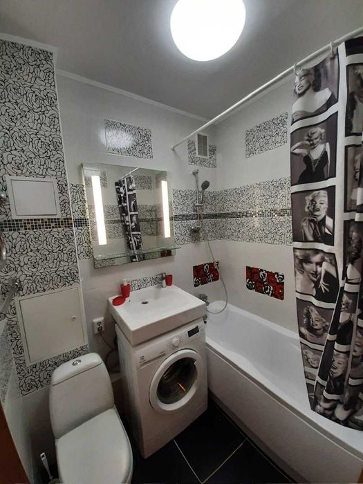 Бровари, Олімпійська, 8а