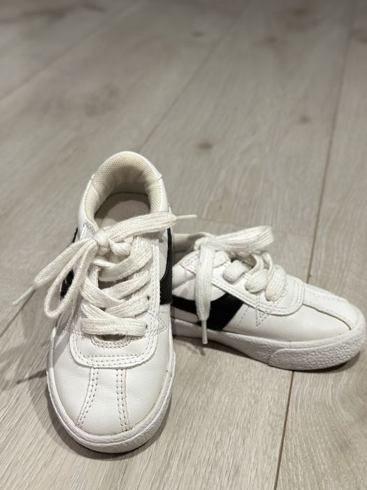 Кеди білі для хлопчика