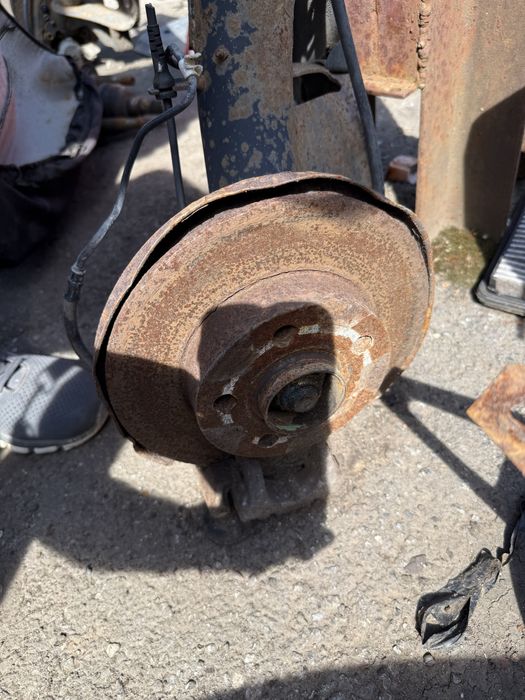 Балка оригінальна Golf 4 Гольф