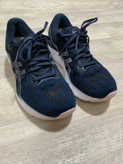 Кросівки ASICS gel cumulus 23. 40-40,5 оригінал