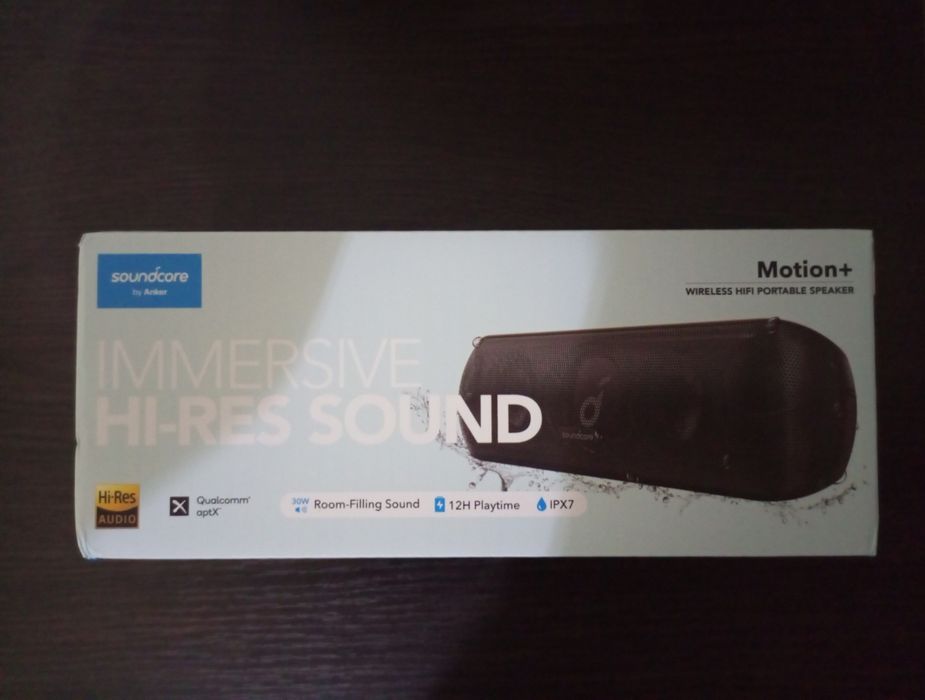 Anker MOTION +  нова портативна акустика Bluetooth колонка