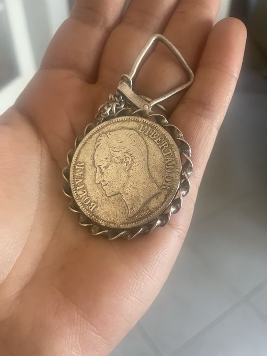 Chaveiro moeda bolivar