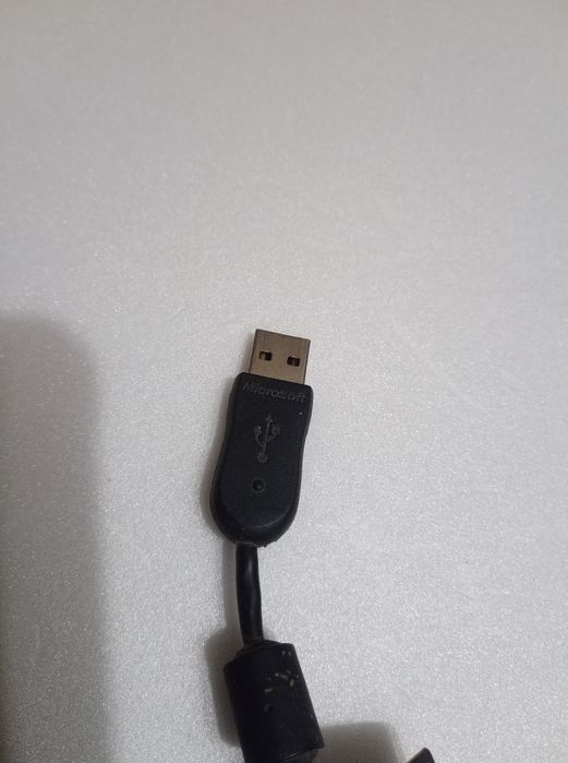 Microsoft . Xbox 360 Wireless Receiver for Windows. Original