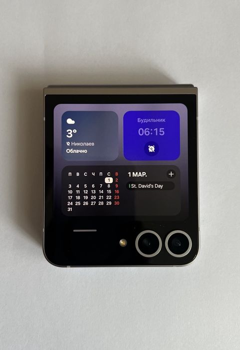 Samsung Galaxy Flip6 5G