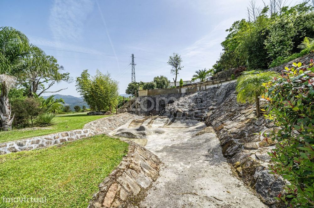 Quinta T3 com piscina em Ázere, Arcos de Valdevez