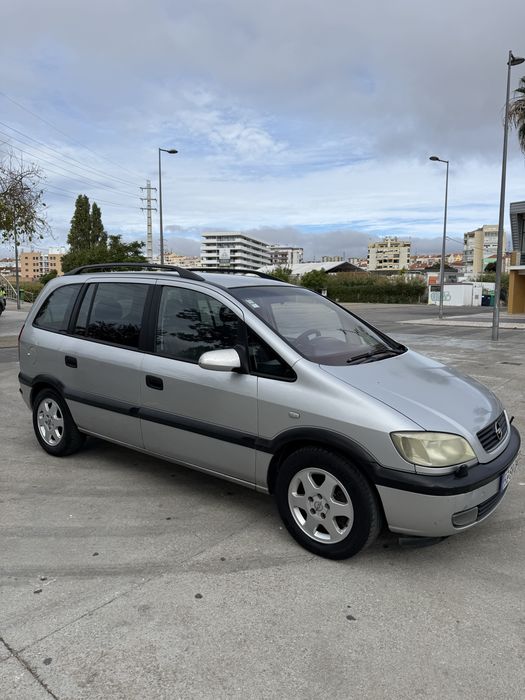 Vendo carrinha zafira 2.0 barata — photo 4