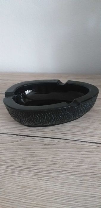 Hialitowa popielnica z prl