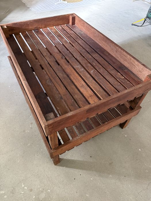 Caixas  para arrimação de batatas