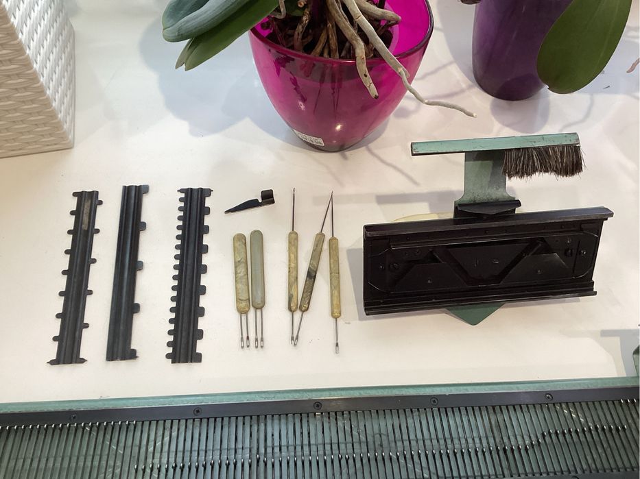 Продаётся вязальная машинка ,, Северянка’’: 1 000 грн. - В'язальні ...