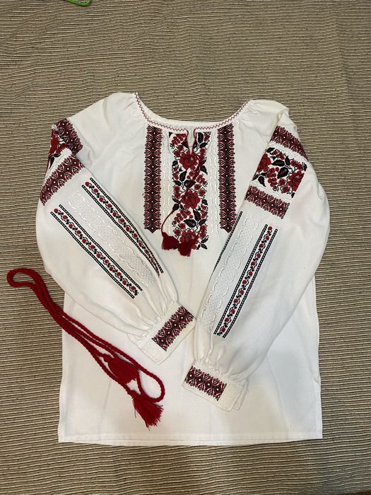 Якісна українська вишиванка